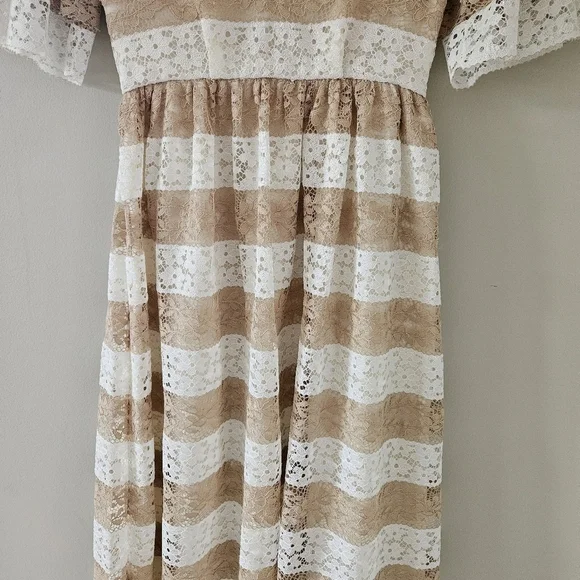 Huishan Zhang Resort 2017 Tan and White Stripe Maxi Dress - Picture 5 of 12